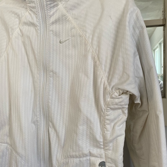 Nike Storm soft shell jacket - Picture 2 of 6